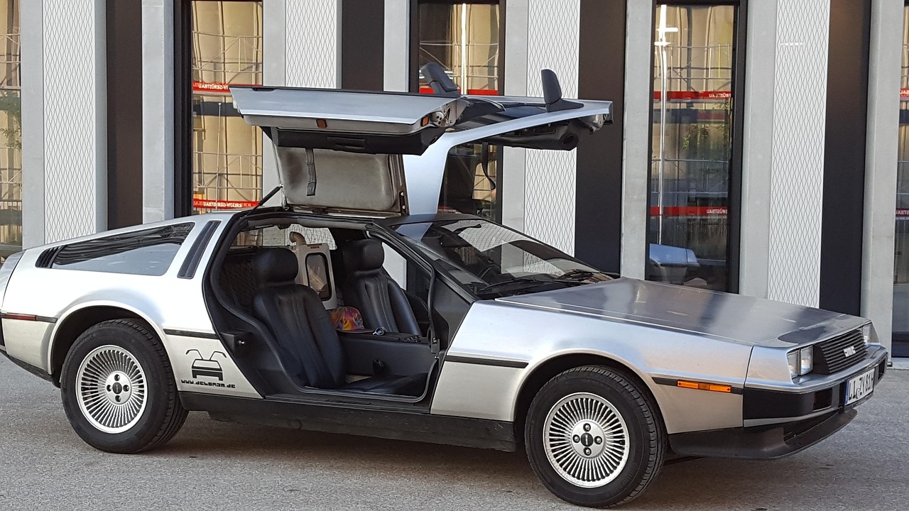 créateur voiture Delorean
